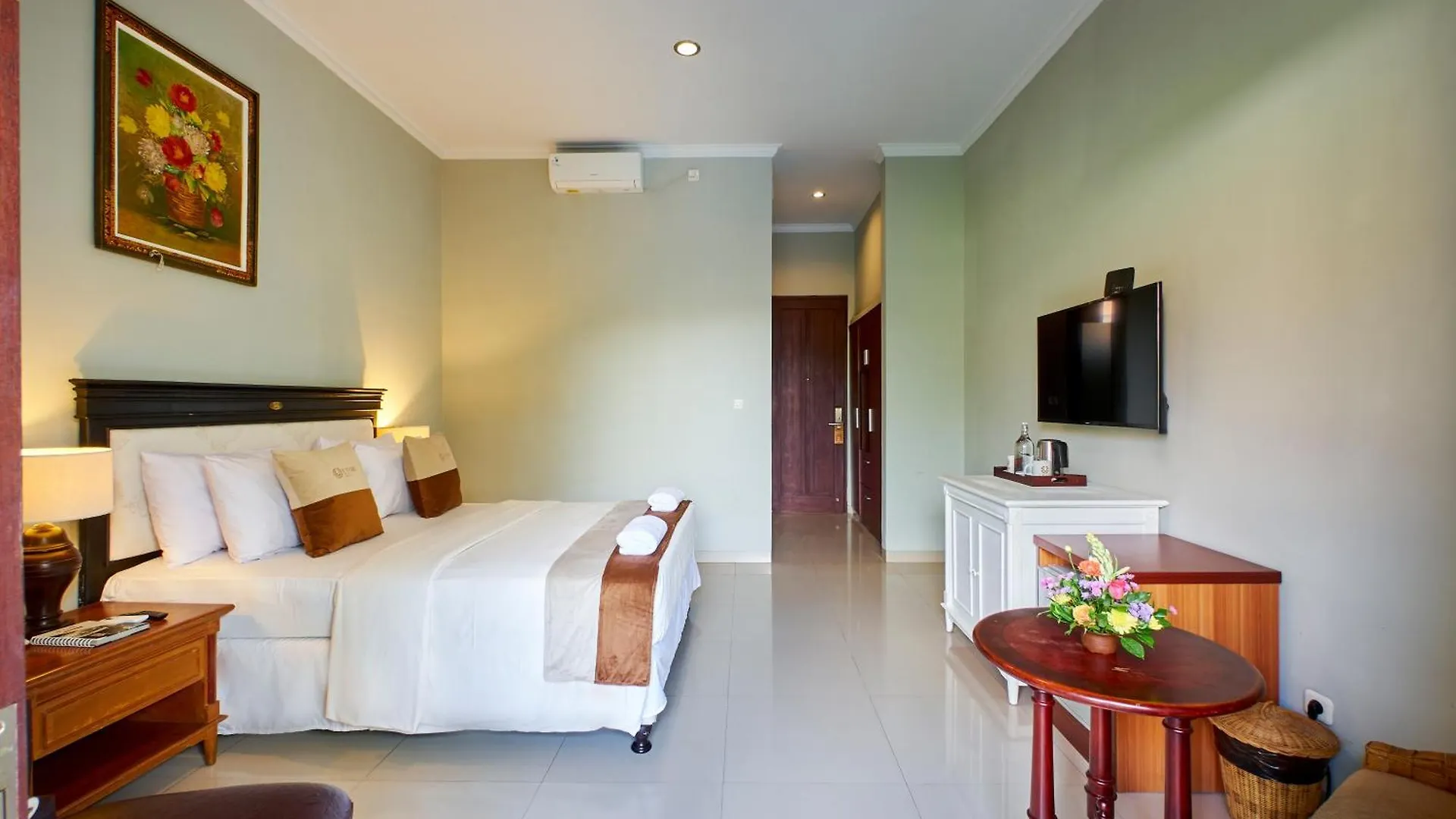 U Tube Hotel Uluwatu 3*,