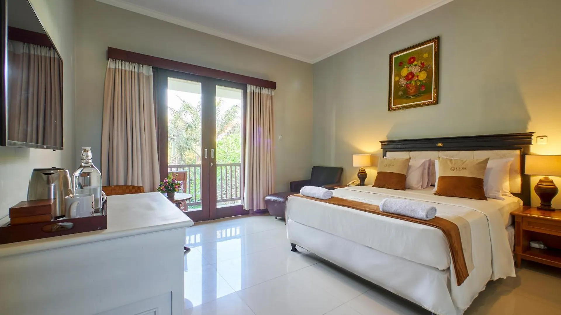 U Tube Hotel Uluwatu 3*,