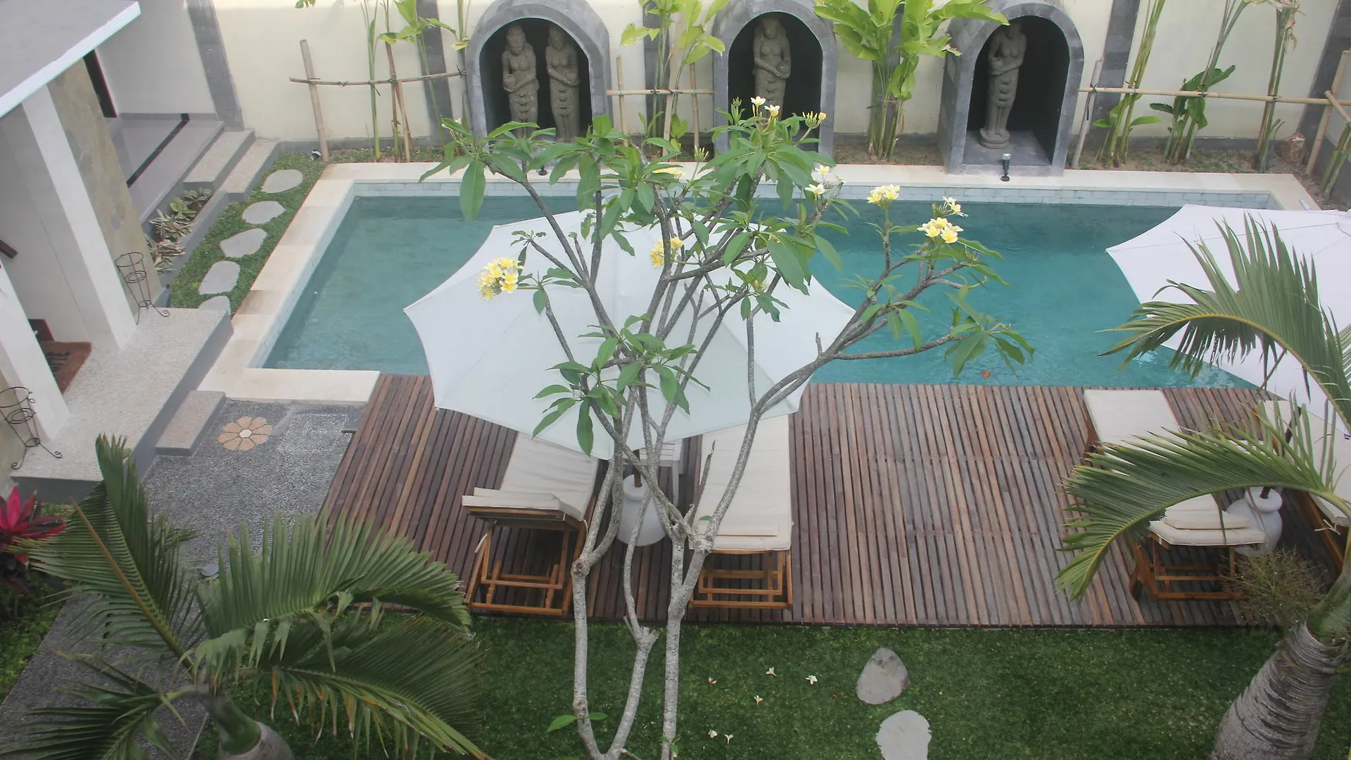 U Tube Hotel Uluwatu